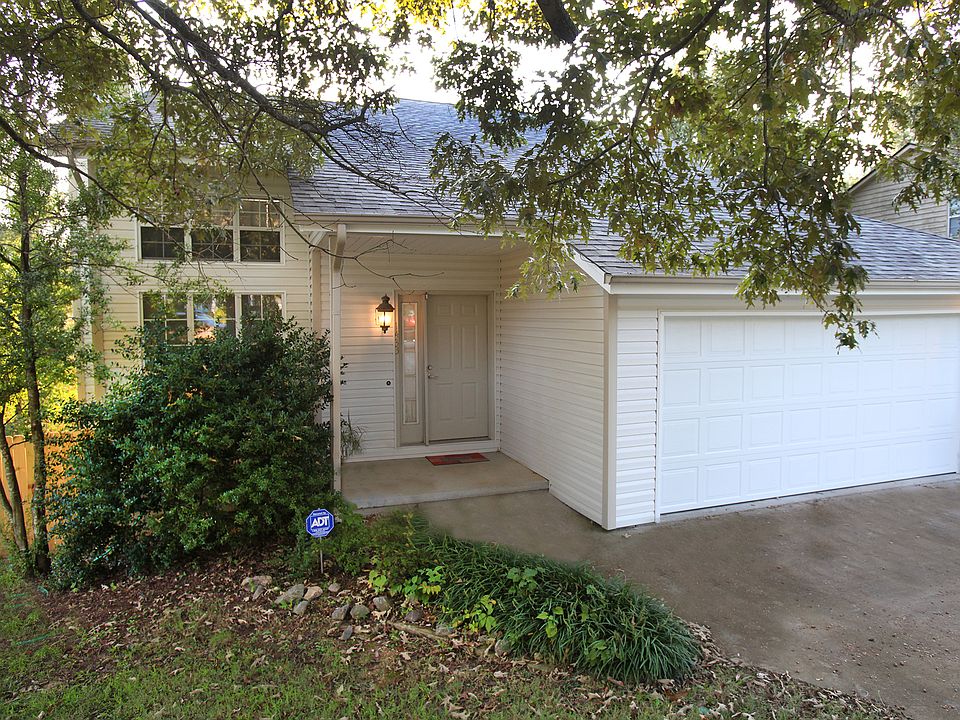 1st image of 1433 Overton Ln