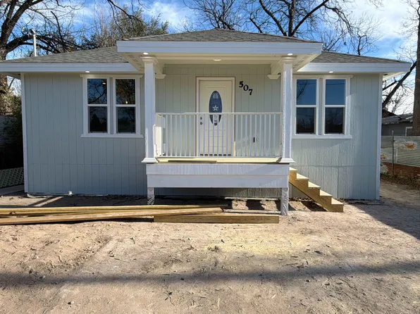 507 W Cortinas St, Del Rio, TX 78840