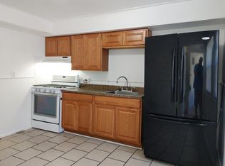 34212 Dayton Ct, Westland, MI 48186