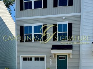 6137 Carrick Bend Ct, Charlotte, NC 28269