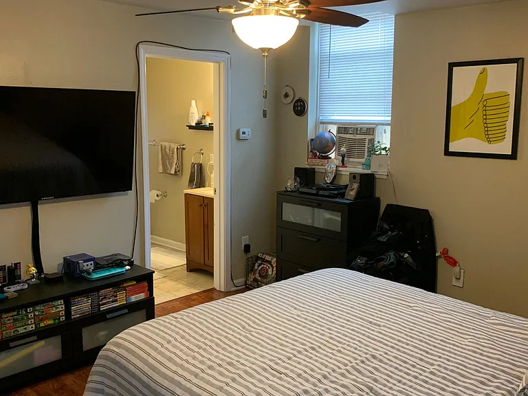 821 N Negley Ave #STUDIO — Photo 6