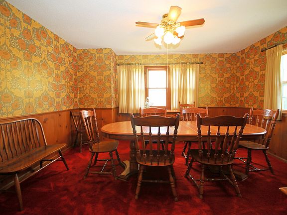 Dining room. 