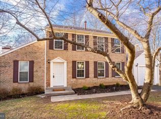 15 Pipestem Ct, Potomac, MD 20854