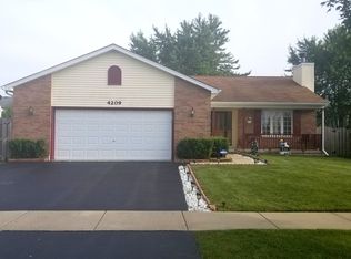 4209 Wren Ln, Zion, IL