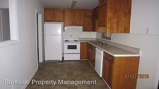 4th image of 3684 Telstar Dr