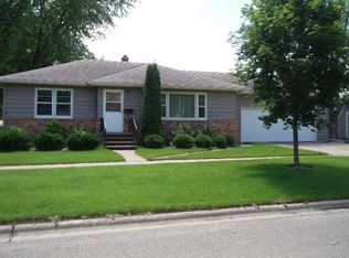 230 17th St SW, Huron, SD 57350
