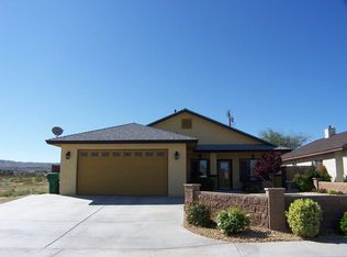 907 W Hughes Ave, Ridgecrest, CA 93555