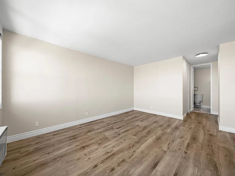 7002 Boulevard East #41-J — Photo 15
