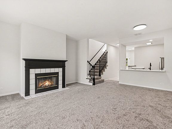 4th image of 423 Mill St