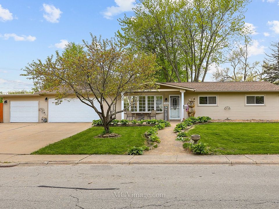 1st image of 15252 Huntington Ct