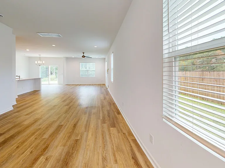154 Caulfield Rd — Photo 2