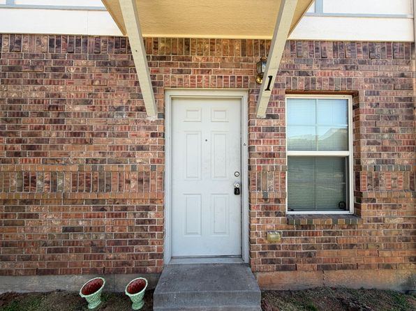 200 Chalmette Dr Unit 1