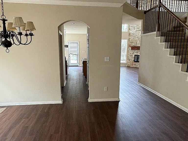 4 bed, 3266 sqft, $3,550 — Photo 1