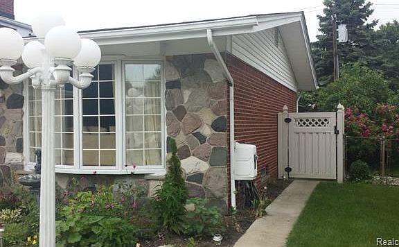 5th image of 1834 Baldwin Ct
