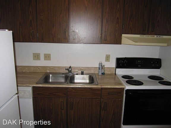 2nd image of N111W15833 Vienna Ct APT 9
