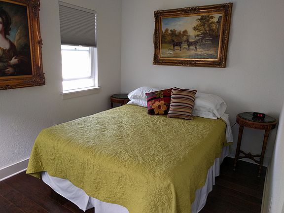 3rd image of 126 Moore St