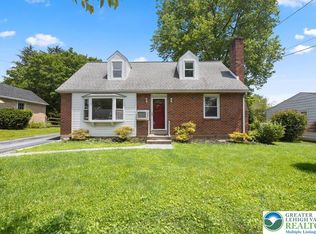 803 Stones Crossing Rd, Easton, PA 18045