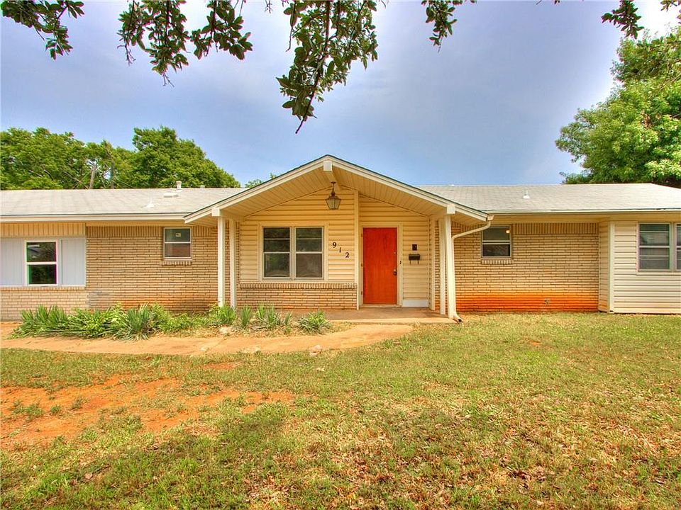 1st image of 912 Fontana Ln