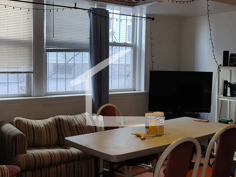 45 Ashford St #1 — Photo 11
