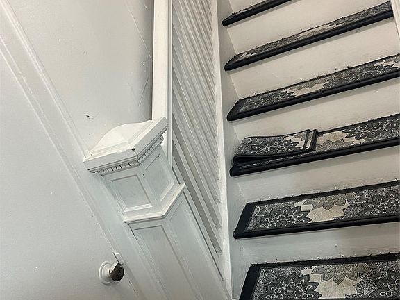 3rd image of 48 Rockaway Pkwy #2