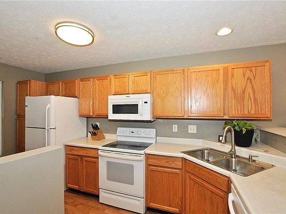 5th image of 522 Carroll Dr