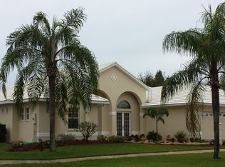 305 Dulmer Dr, Nokomis, FL 34275