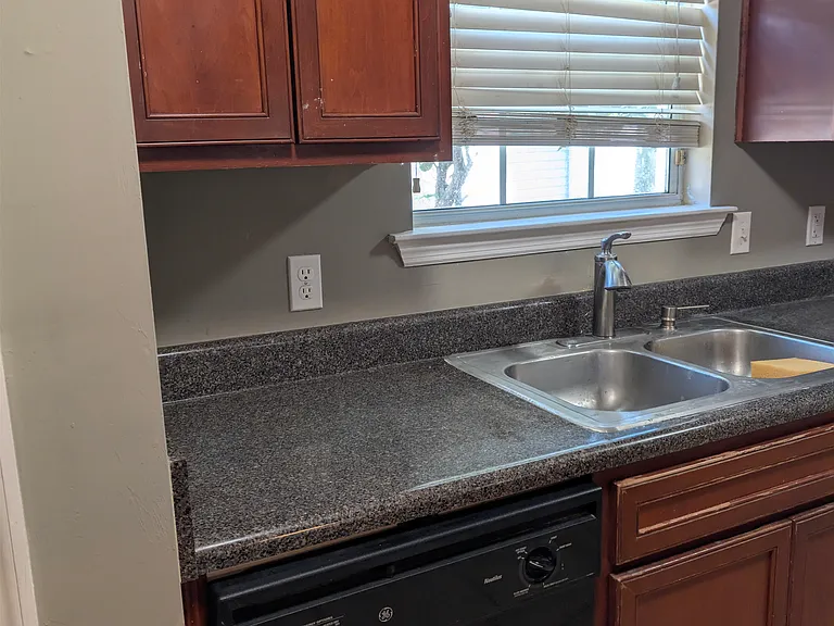 3353 Woodbriar Ln — Photo 16