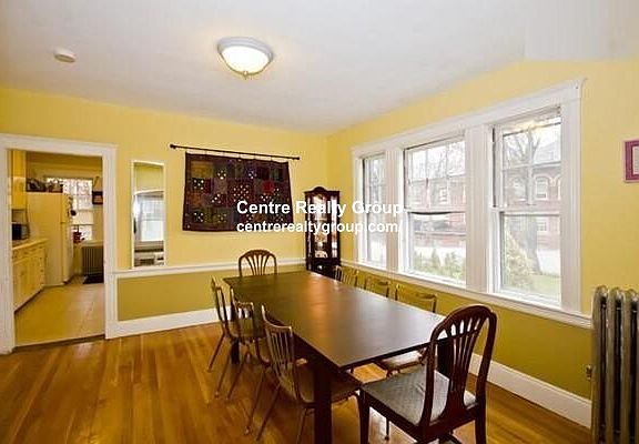 Interior wall colors may vary