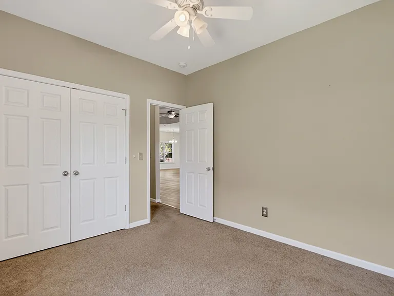 508 Fellers Ct — Photo 18