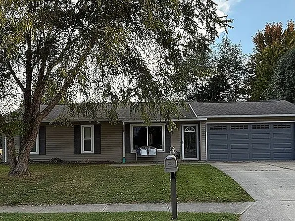 6815 W Main St, Maryville, IL 62062