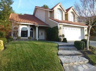 28780 Shadow Valley Ln, Saugus, CA 91390