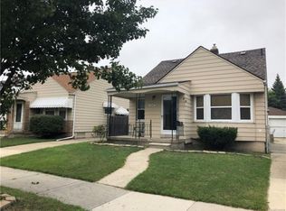 8147 Sterling St, Center Line, MI 48015