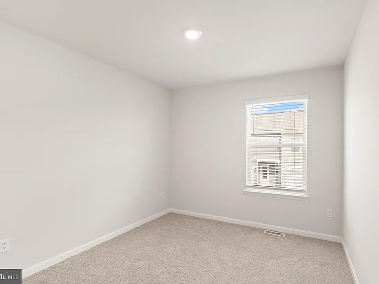 138 Willett Hollow St — Photo 29