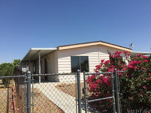 3rd image of 839 Stahlman Dr