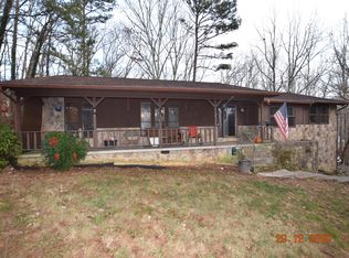 103 Whippoorwill Dr, Oak Ridge, TN 37830