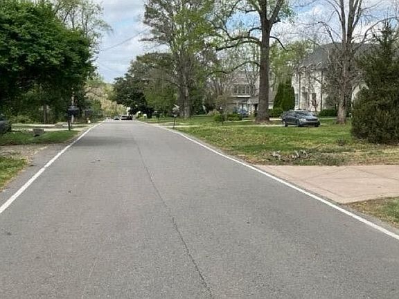 4th image of 116 Brookfield Ave