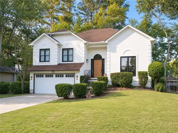 191 Red Oak Ln, Alpharetta, GA 30009