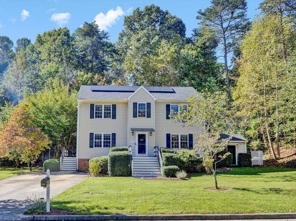 304 Smoketree Ln, Lynchburg, VA 24502