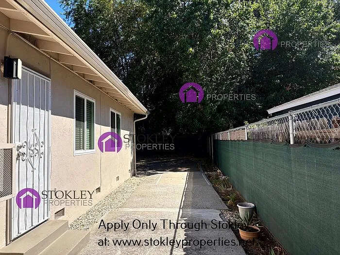 142 Gilbert Ct — Photo 9