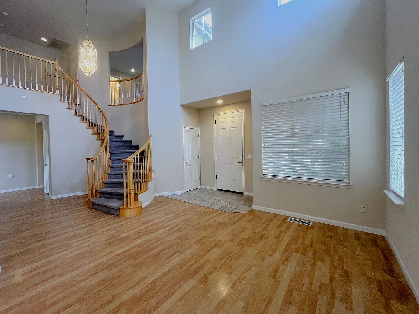 Super Desirable Southwest Reno — Photo 3