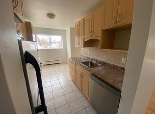 792 Hughson St #10, Woodstock, ON N4S4P5