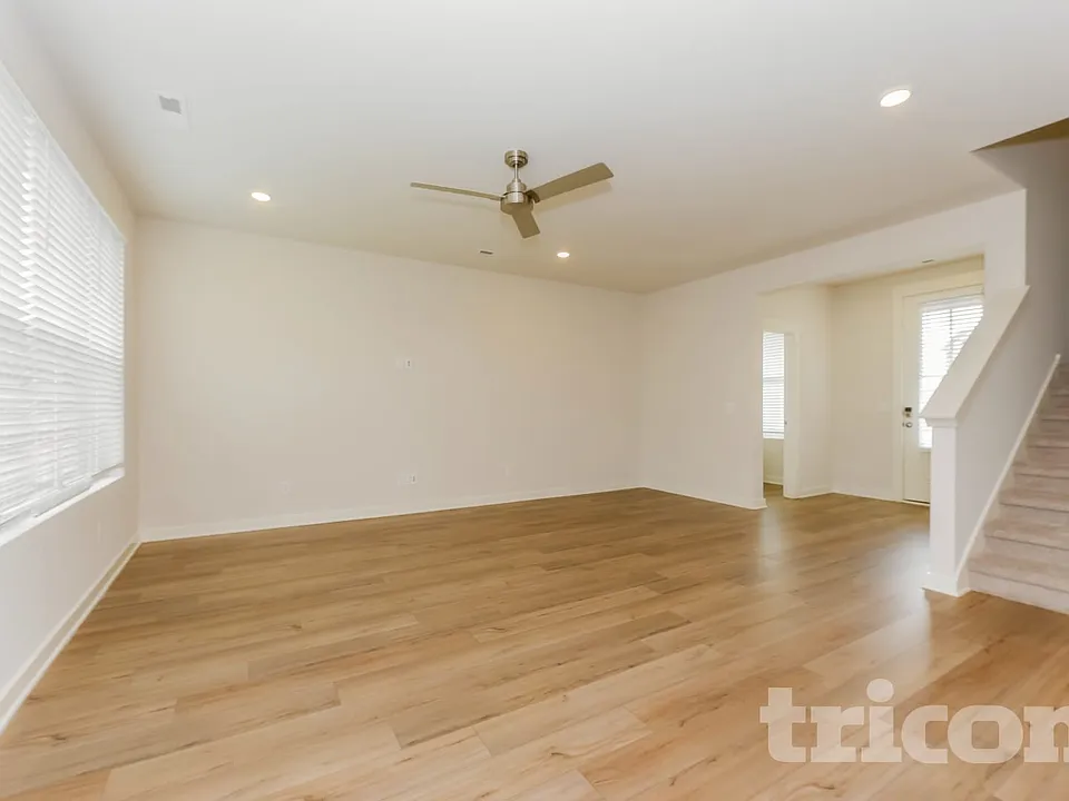 368 Park Glen Dr