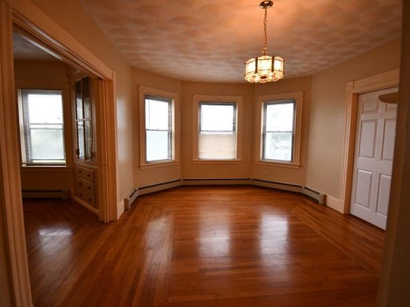 37 Hodges Ave #1