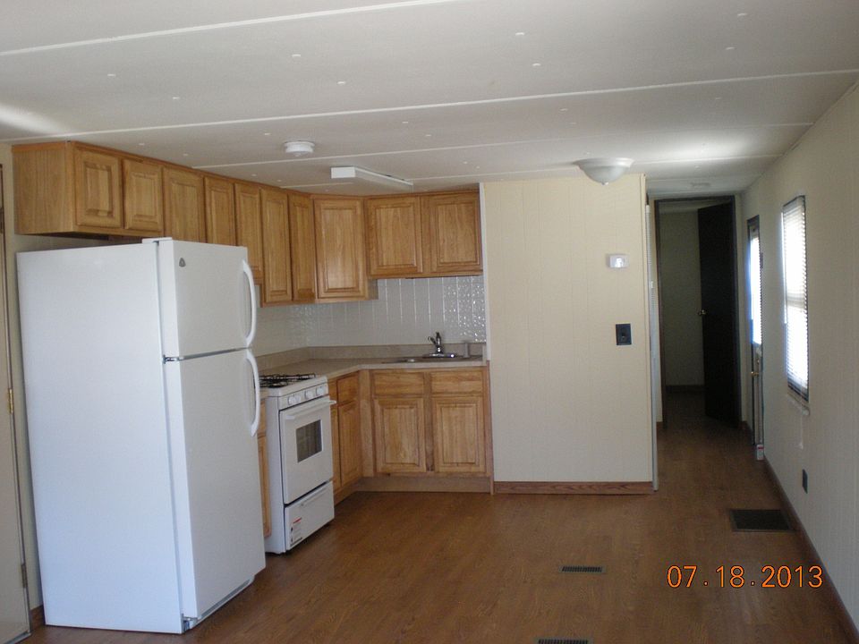 2nd image of 1501 Roosevelt Ave Trlr I7