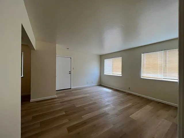 899 Hillside Blvd #8 — Photo 6