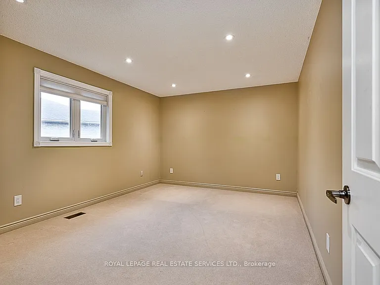 333 Callaghan Cres — Photo 25
