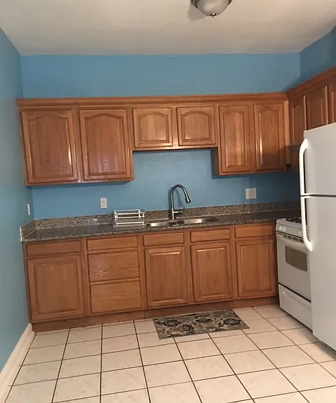 440B 26th St #B — Photo 10