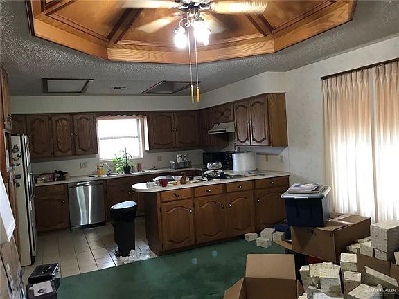 3rd image of 2728 Ashley Dr