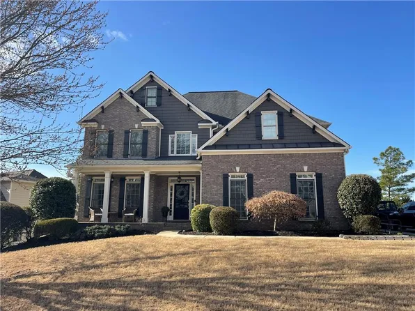 179 Blackberry Run Dr, Dallas, GA 30132