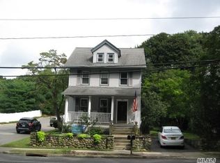 280 Spring Rd, Huntington, NY 11743